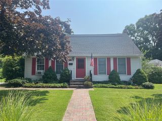 363 3rd Avenue, Bayport, NY 11705