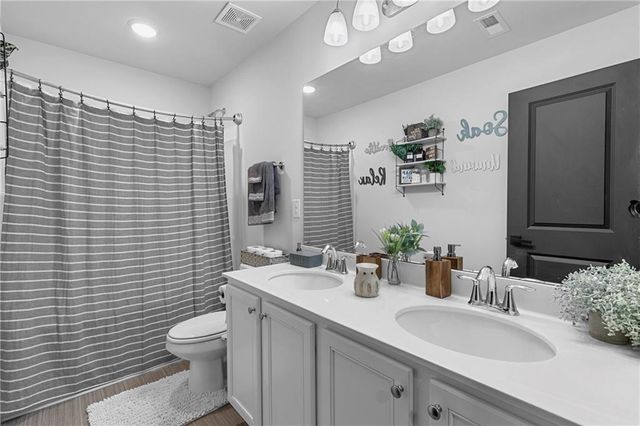 715 River Gardens SE Drive, Atlanta, GA 30354