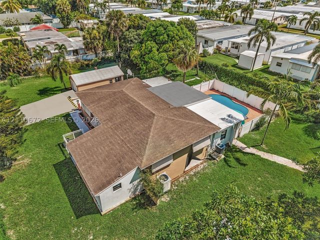 5220 SW 26th Ave, Dania Beach, FL 33312