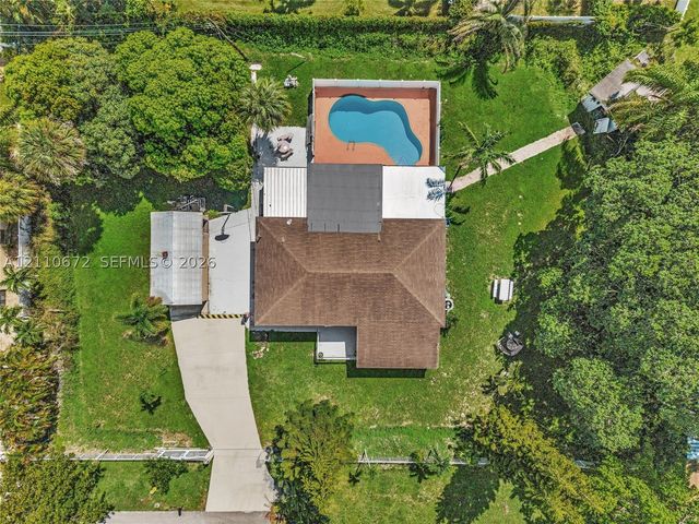 5220 SW 26th Ave, Dania Beach, FL 33312