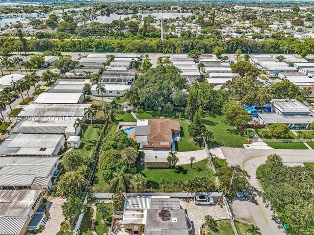 5220 SW 26th Ave, Dania Beach, FL 33312