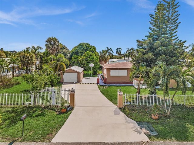 5220 SW 26th Ave, Dania Beach, FL 33312