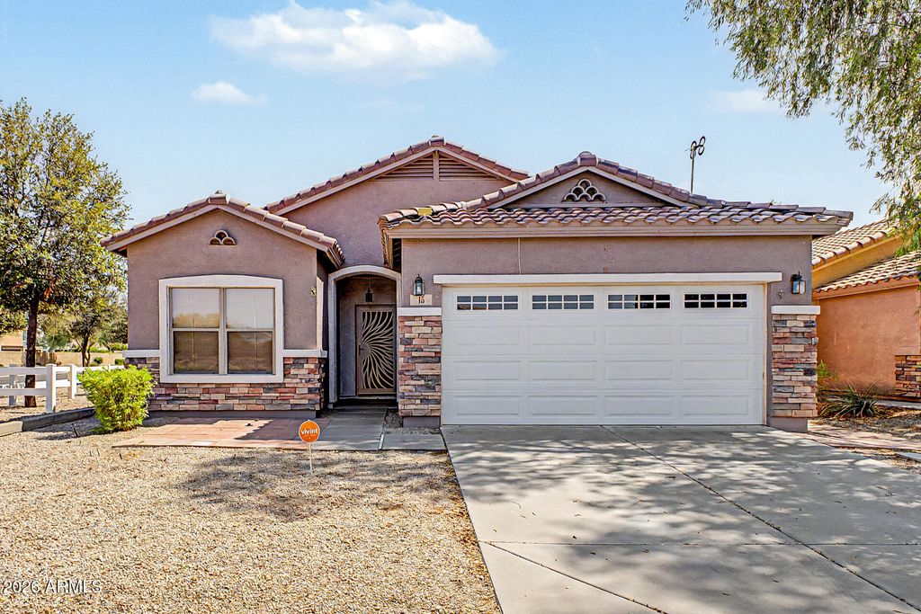 15 W DESERT VISTA Trail, San Tan Valley, AZ 85143 — exterior