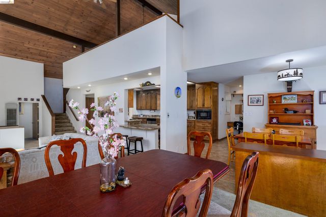 18861 Lookout Dr, Twain Harte, CA 95383