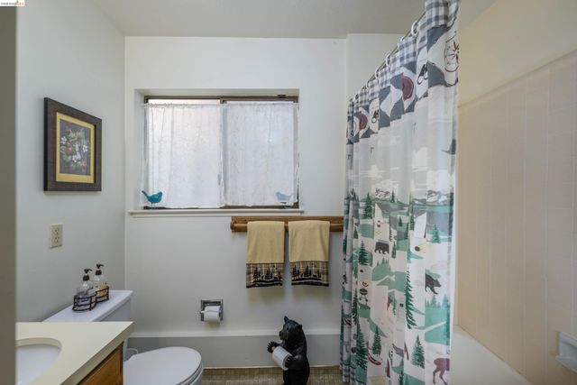 18861 Lookout Dr, Twain Harte, CA 95383