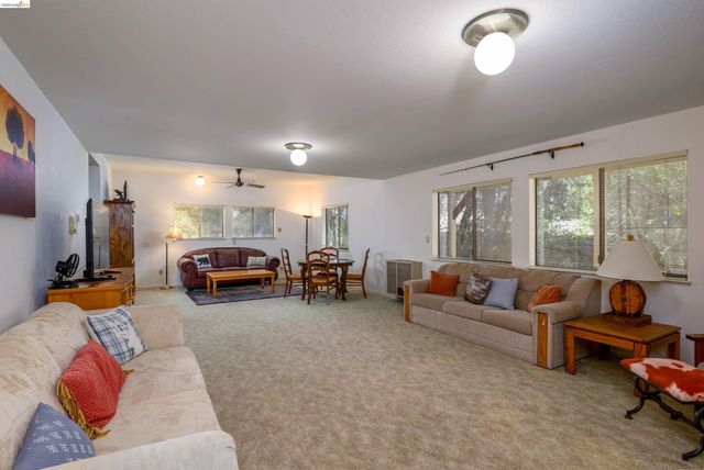 18861 Lookout Dr, Twain Harte, CA 95383