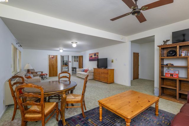 18861 Lookout Dr, Twain Harte, CA 95383