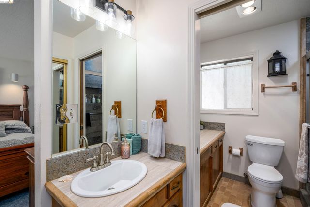 18861 Lookout Dr, Twain Harte, CA 95383