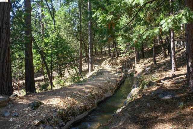 18861 Lookout Dr, Twain Harte, CA 95383