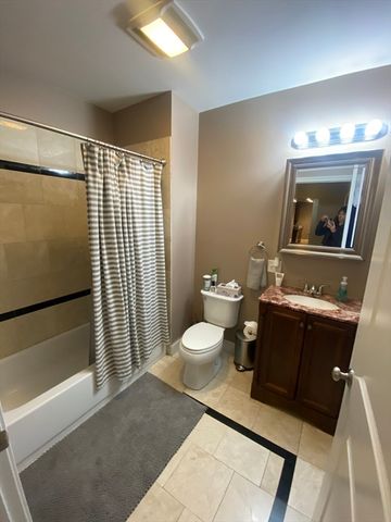 100 Fellsway West 207, Somerville, MA 02145
