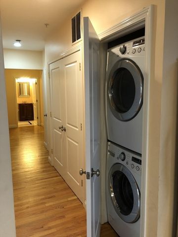 100 Fellsway West 207, Somerville, MA 02145
