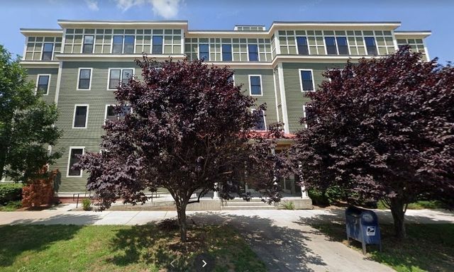 100 Fellsway West 207, Somerville, MA 02145