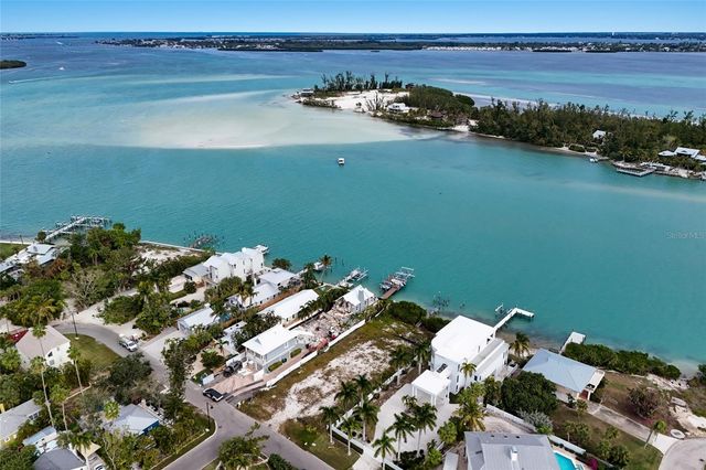 7094 LONGBOAT DRIVE E, Longboat Key, FL 34228