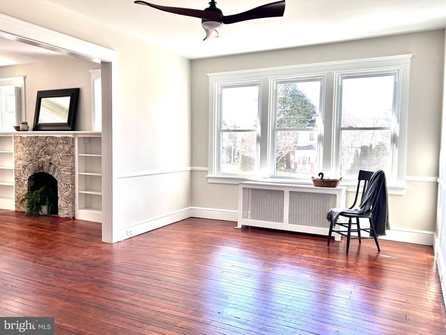 272 PENN AVE, Oxford, PA 19363