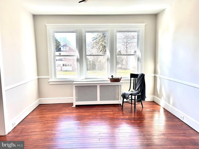 272 PENN AVE, Oxford, PA 19363