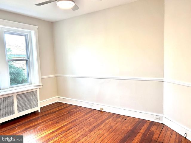 272 PENN AVE, Oxford, PA 19363