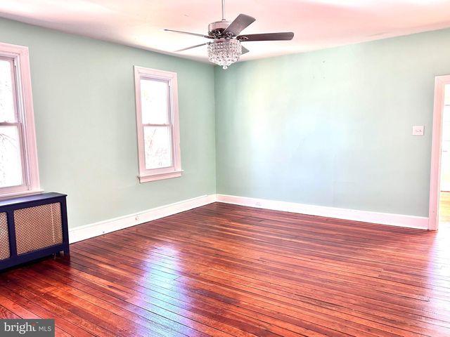 272 PENN AVE, Oxford, PA 19363