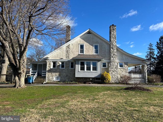 272 PENN AVE, Oxford, PA 19363