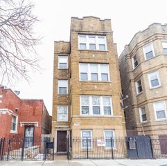 1127 N Christiana Avenue 2, Chicago, IL 60651