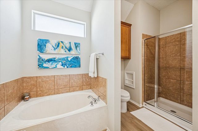 3319 Leading Point Drive, Houston, TX 77091