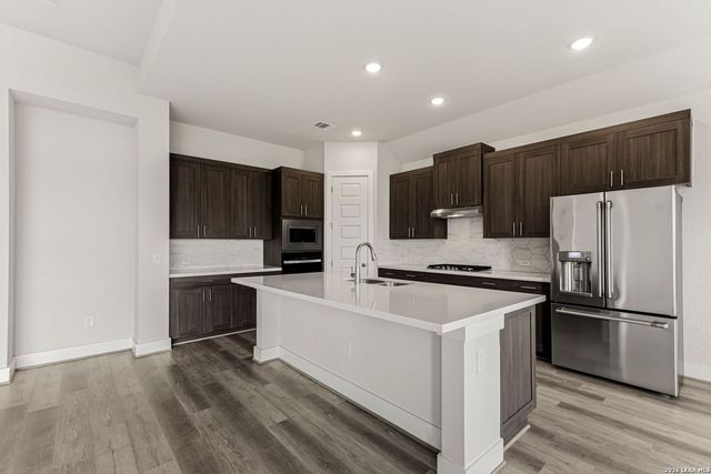 11625 Hollering Pass, Schertz, TX 78154