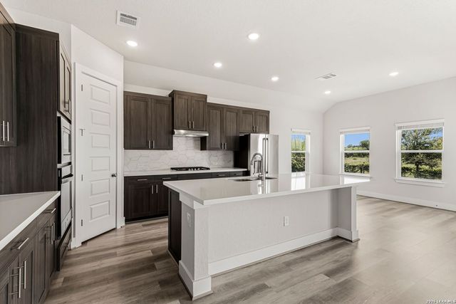 11625 Hollering Pass, Schertz, TX 78154