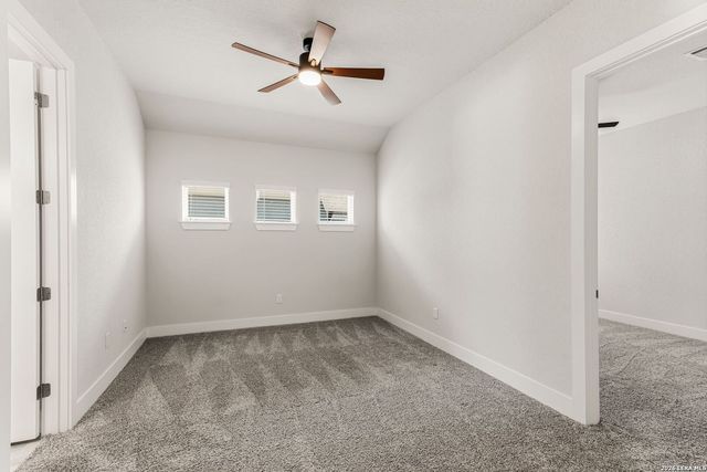 11625 Hollering Pass, Schertz, TX 78154