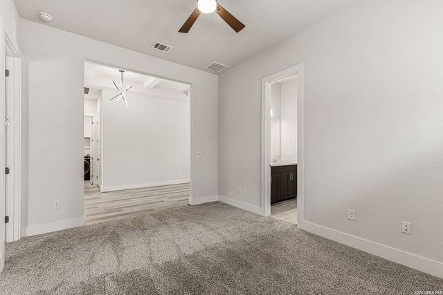 11625 Hollering Pass, Schertz, TX 78154