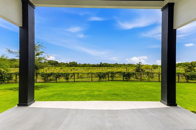 11625 Hollering Pass, Schertz, TX 78154