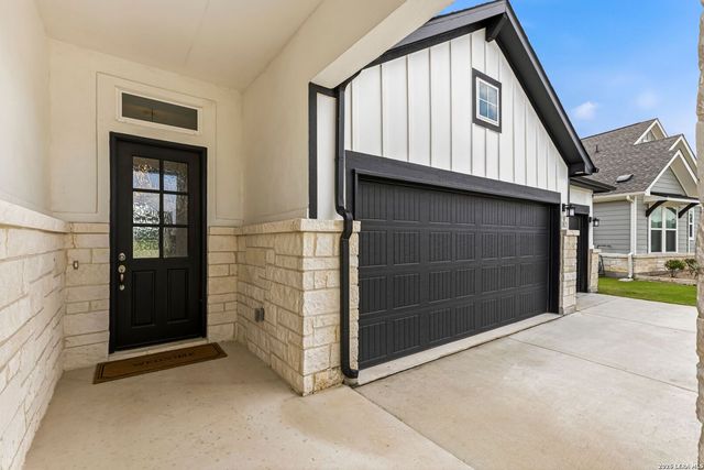 11625 Hollering Pass, Schertz, TX 78154