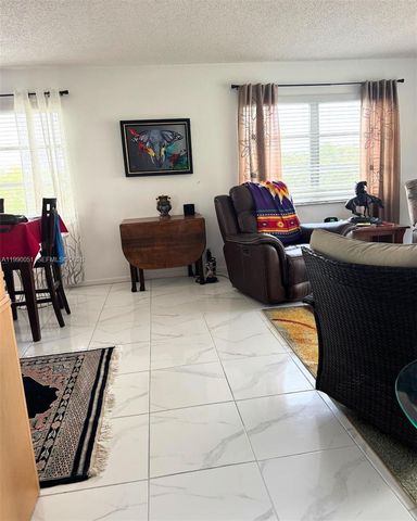 3776 Inverrary Boulevard 301R, Lauderhill, FL 33319