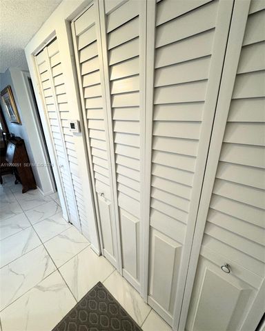 3776 Inverrary Boulevard 301R, Lauderhill, FL 33319
