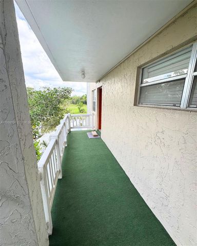 3776 Inverrary Boulevard 301R, Lauderhill, FL 33319