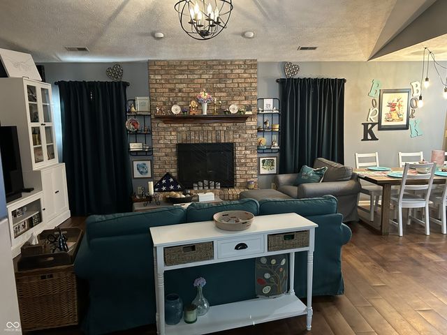 1229 Middleham Lane, Beech Grove, IN 46107