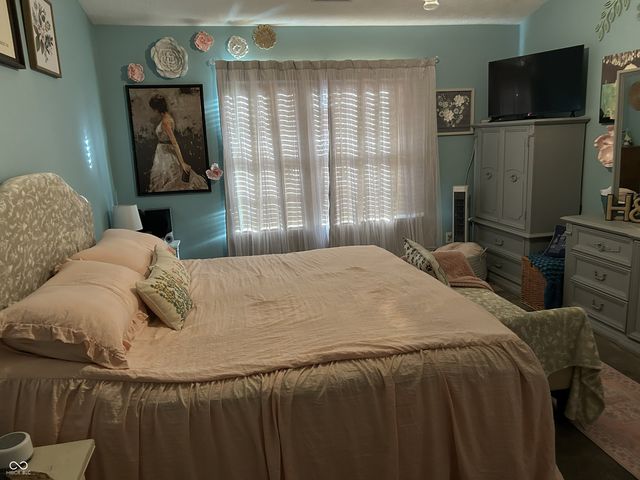 1229 Middleham Lane, Beech Grove, IN 46107