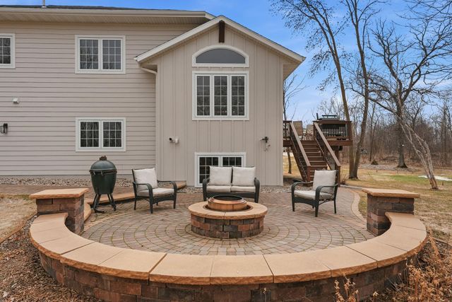 4355 Donway Drive NE, Alexandria, MN 56308