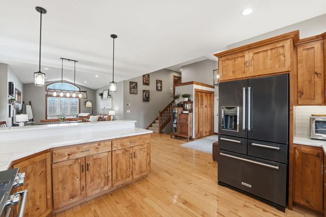 4355 Donway Drive NE, Alexandria, MN 56308