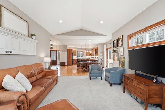 4355 Donway Drive NE, Alexandria, MN 56308