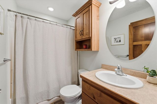 4355 Donway Drive NE, Alexandria, MN 56308