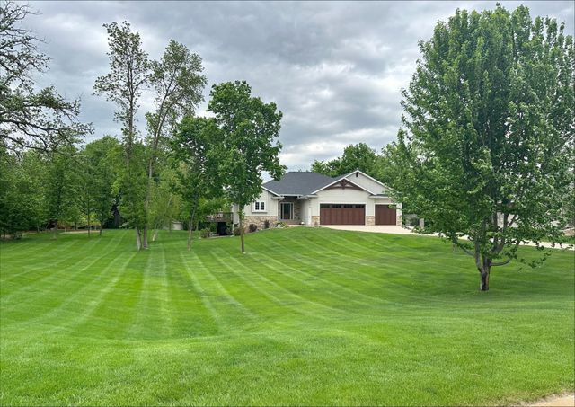 4355 Donway Drive NE, Alexandria, MN 56308