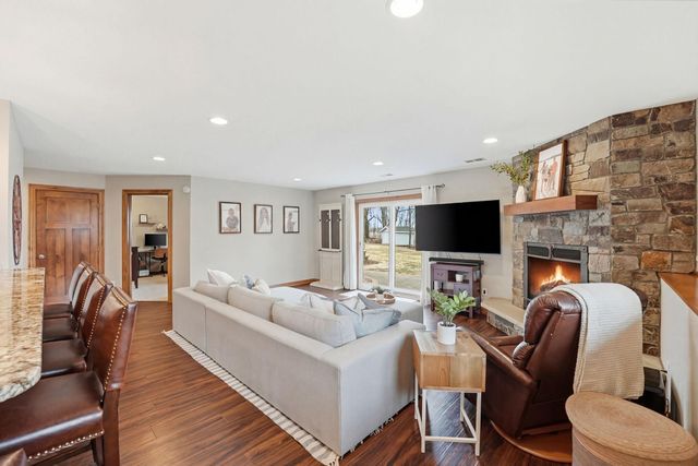 4355 Donway Drive NE, Alexandria, MN 56308