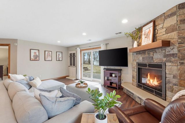 4355 Donway Drive NE, Alexandria, MN 56308