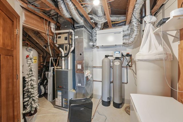 4355 Donway Drive NE, Alexandria, MN 56308