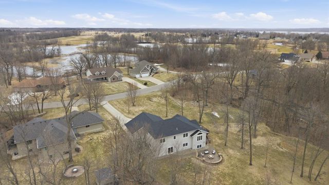4355 Donway Drive NE, Alexandria, MN 56308