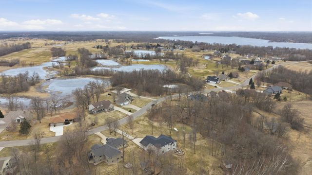 4355 Donway Drive NE, Alexandria, MN 56308