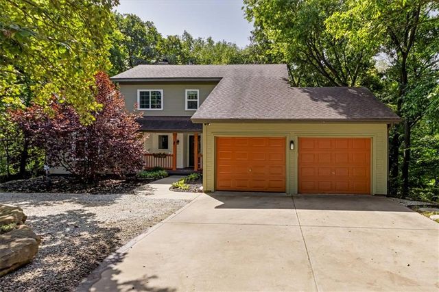 15421 Kansas Avenue, Basehor, KS 66007