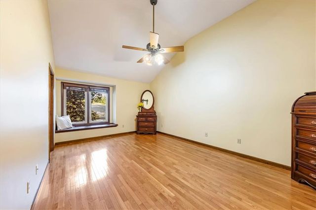 15421 Kansas Avenue, Basehor, KS 66007