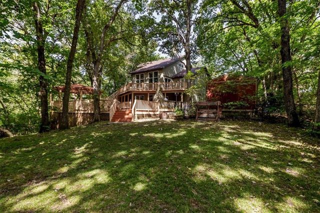 15421 Kansas Avenue, Basehor, KS 66007