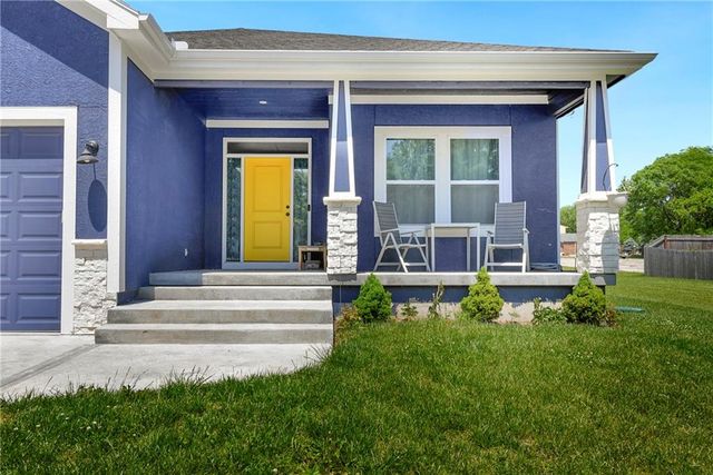 804 Merion Street, Lansing, KS 66043