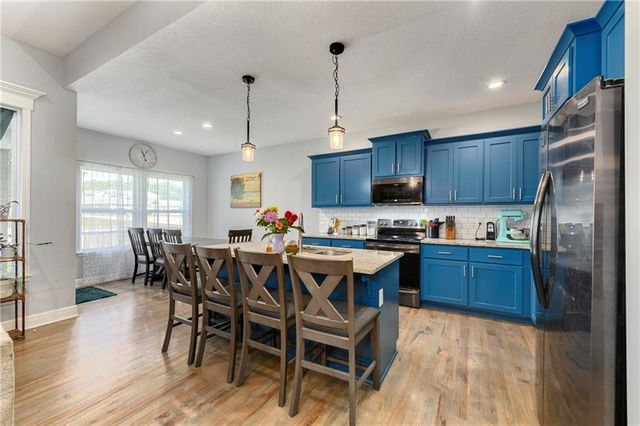804 Merion Street, Lansing, KS 66043